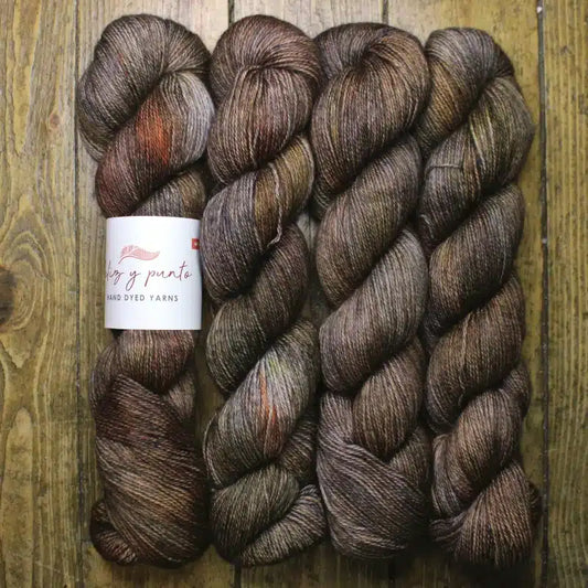 Feliz_y_Punto_Baby-Alpaca_Forgotten-land_79