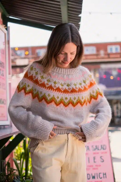Kutova-Kika_Knits-to-wear_Playful-Palette