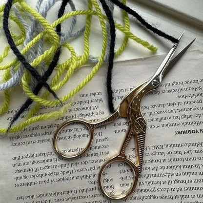 PetiteKnit_storck-scissors_02