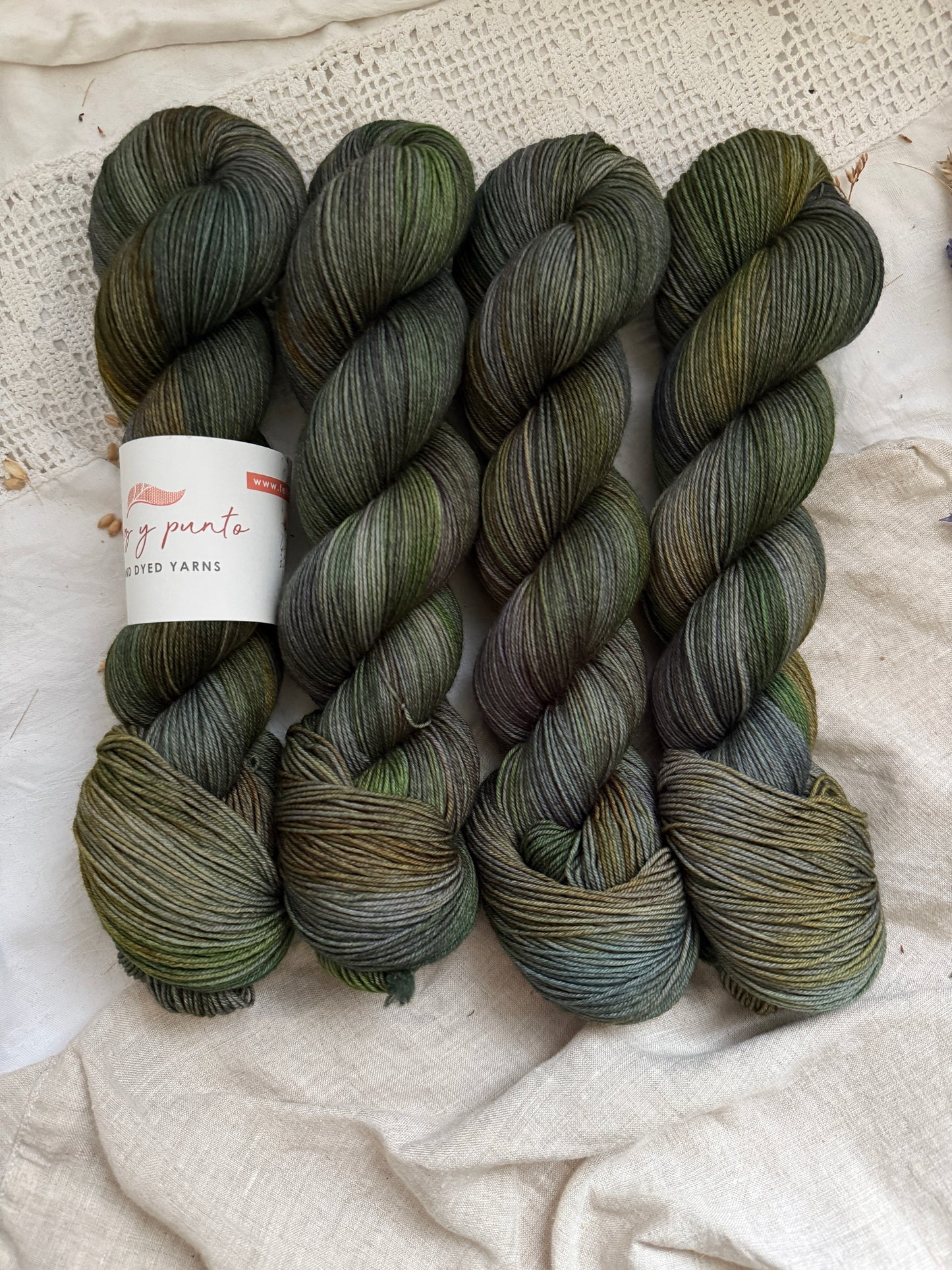 Sock 4 ply - Feliz y punto