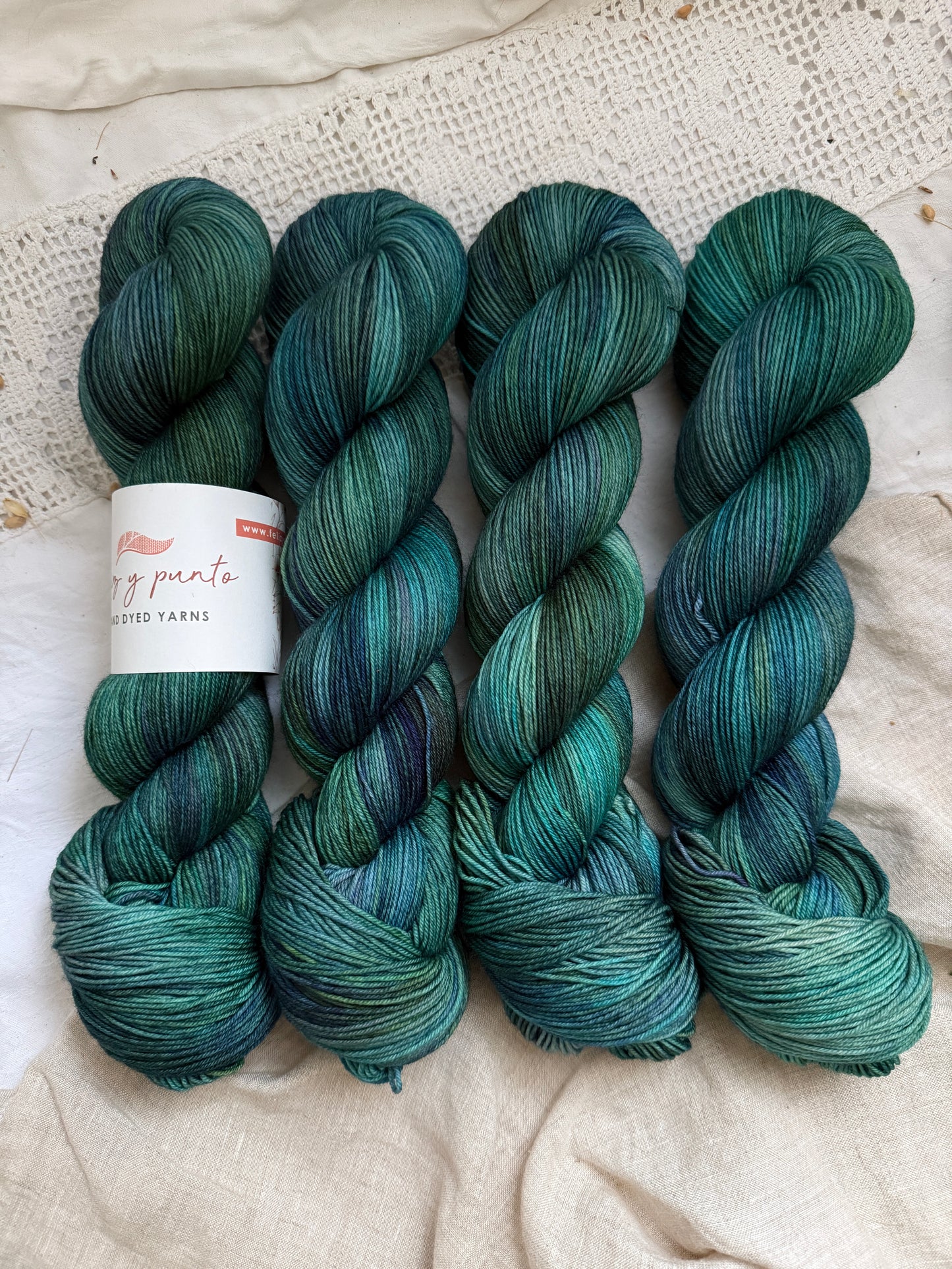 Sock 4 ply - Feliz y punto
