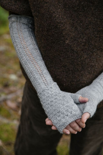 PRE-ORDER: 52 Weeks of One Skein Knits - Laine Publishing