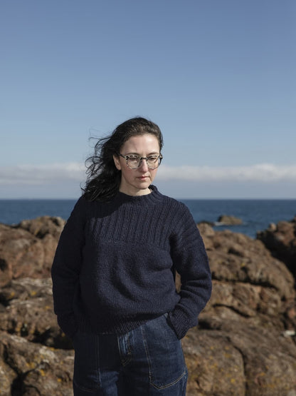 PRE-ORDER: Shorelines knits from scottish coasts - Rebecca Clow & Laine Publishing